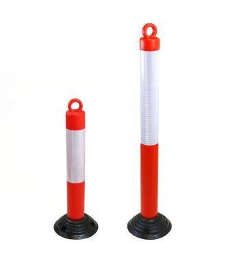 Flexible, self-aligning parking post with chain eyelet